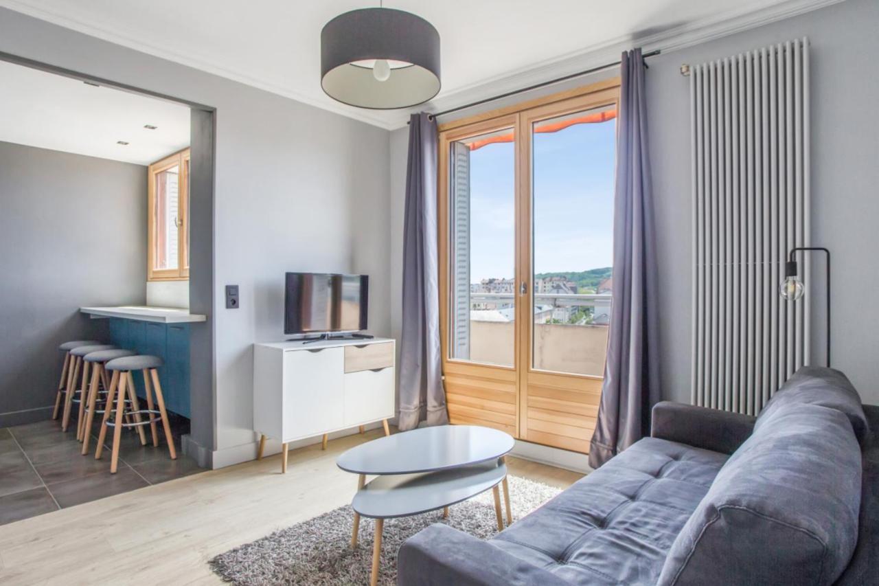 Modern 1Br With Terrace And A Breathtaking View In Annecy Apartment Bagian luar foto