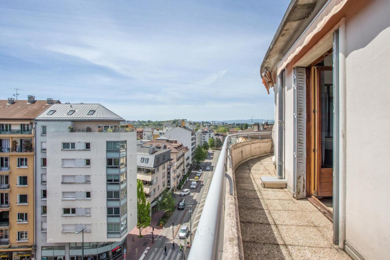 Modern 1Br With Terrace And A Breathtaking View In Annecy Apartment Bagian luar foto